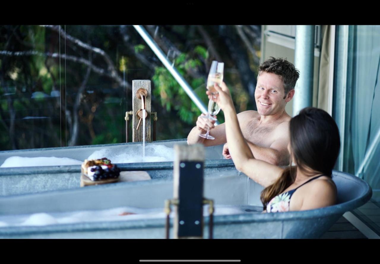 Hotel Drift Off Grid Luxury Eco Glamping Tarakohe Exteriér fotografie